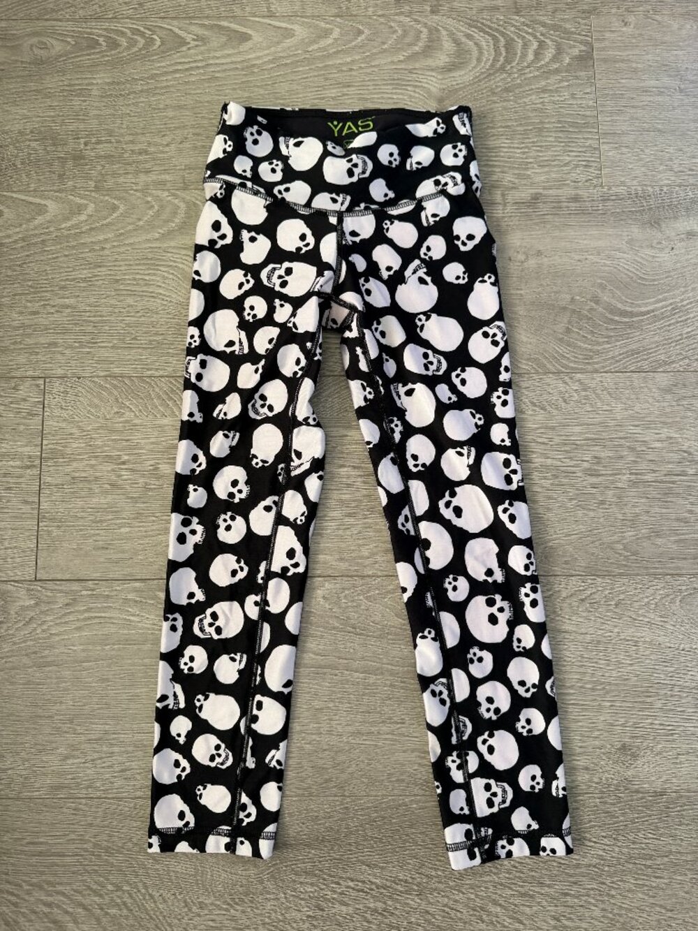 YAS Skull Print Yoga Leggings Womens XS Black White Gothic